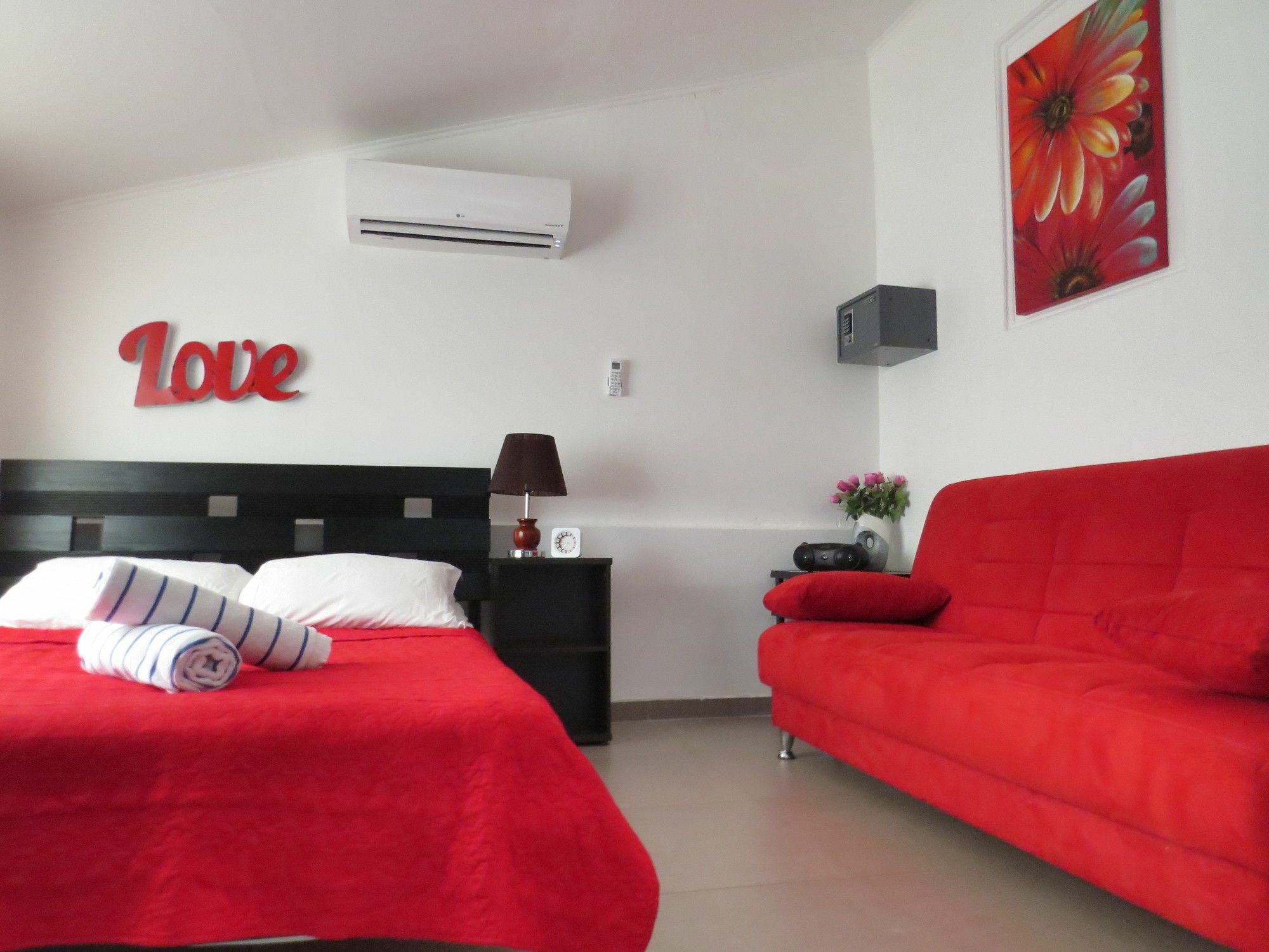 Bubali Villa & Apartments Bagian luar foto